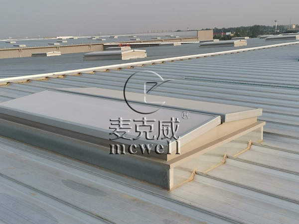 smoke vents,Reasons for the Common Use of Triangular Electric Smoke Vents in Logistics Park-[MCWELL]