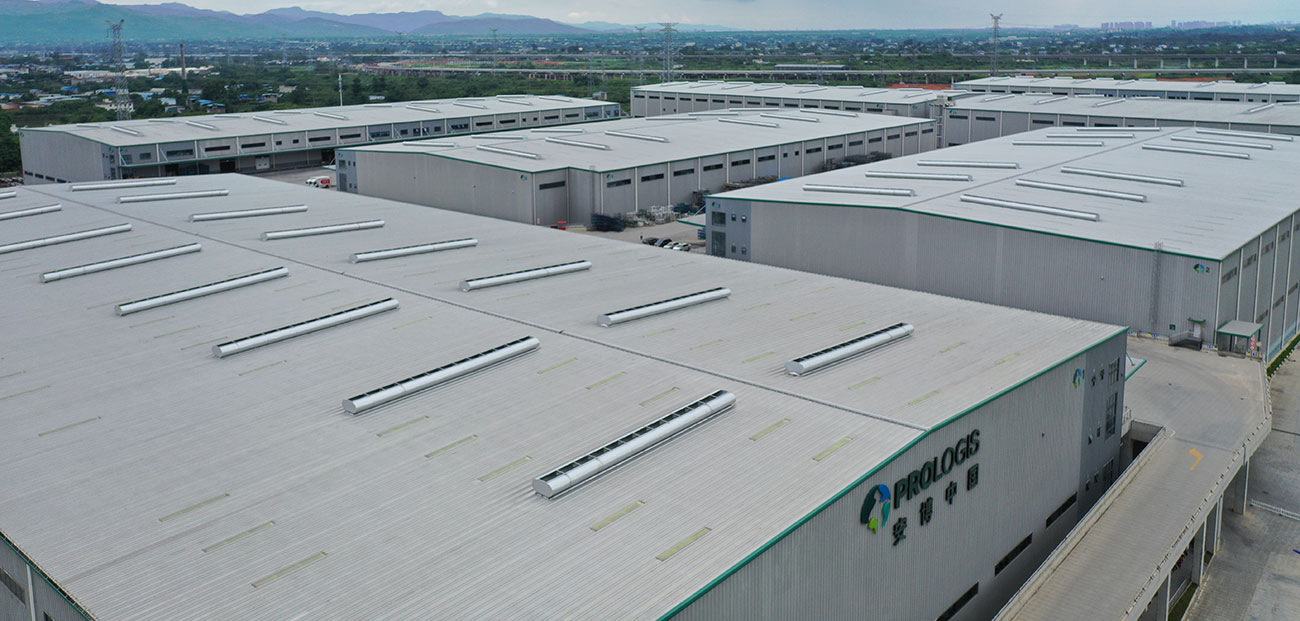 automatic heat and smoke vent